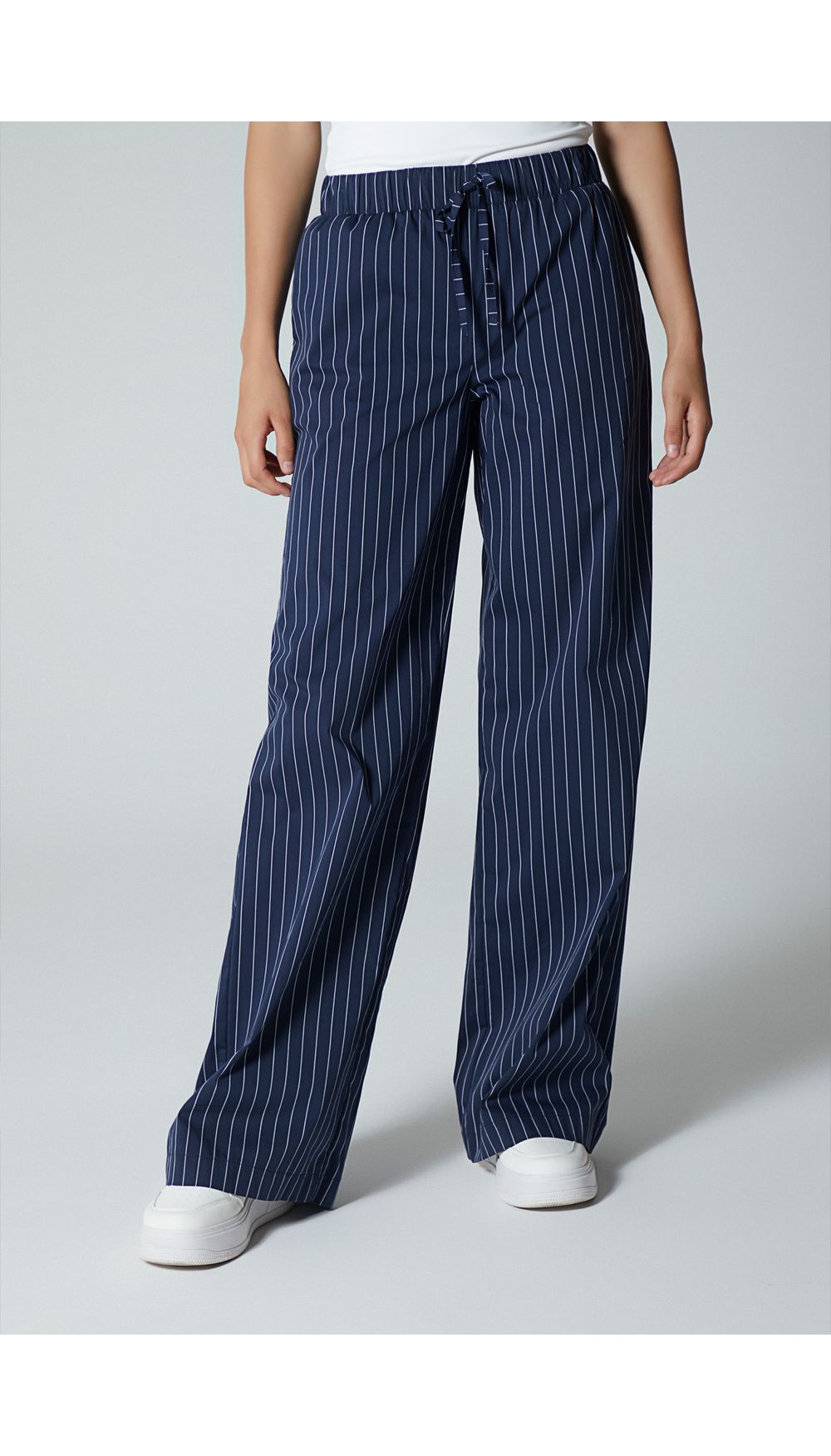 Pantalon recto para mujer tiro medio
