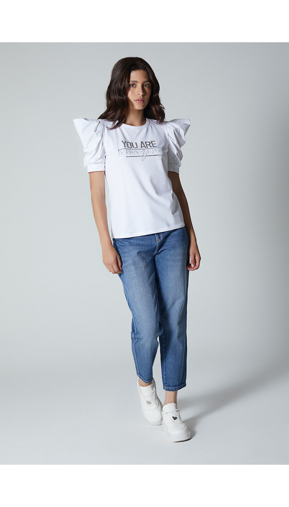 Camiseta para mujer manga corta con volu