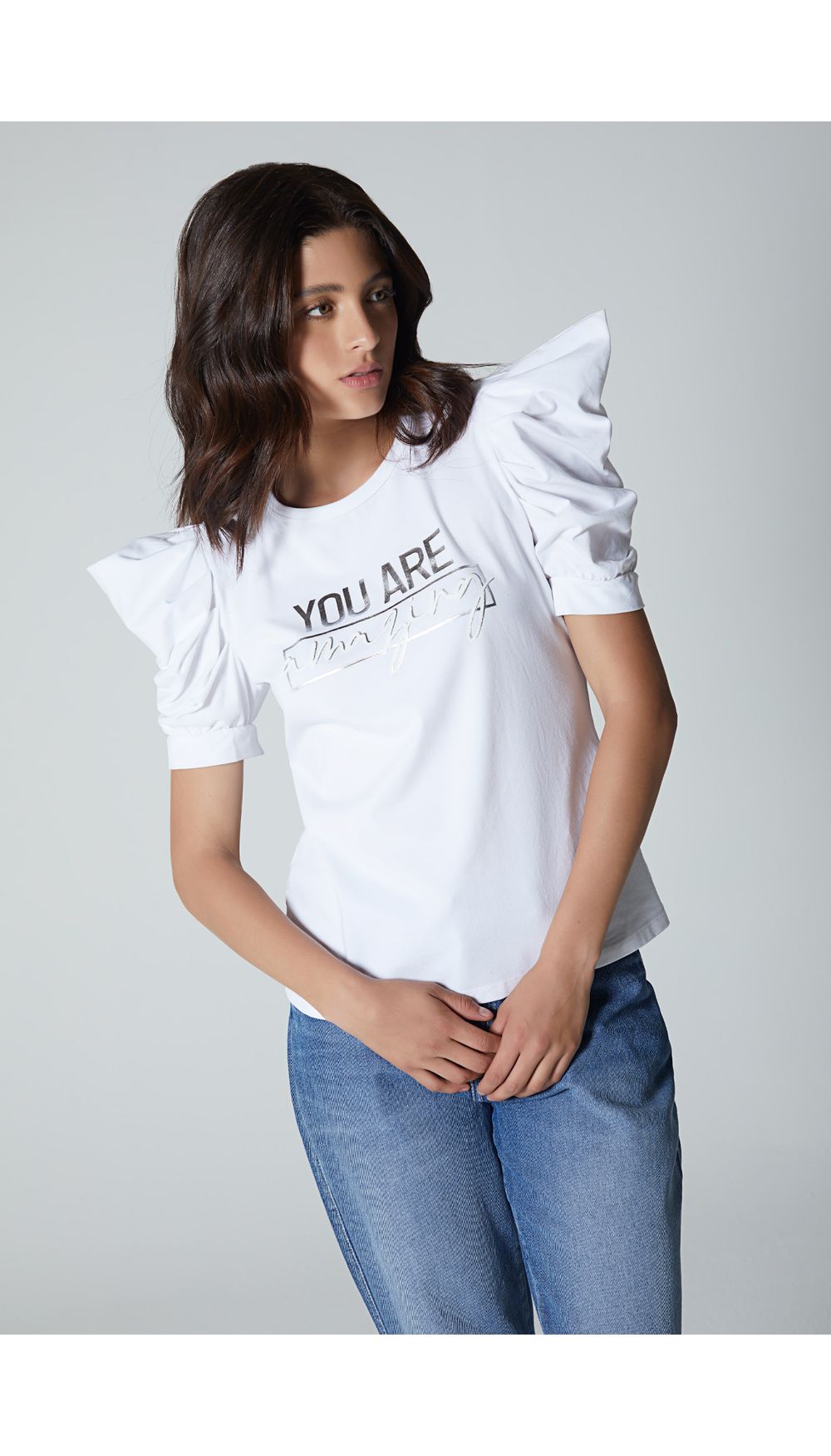 Camiseta para mujer manga corta con volu