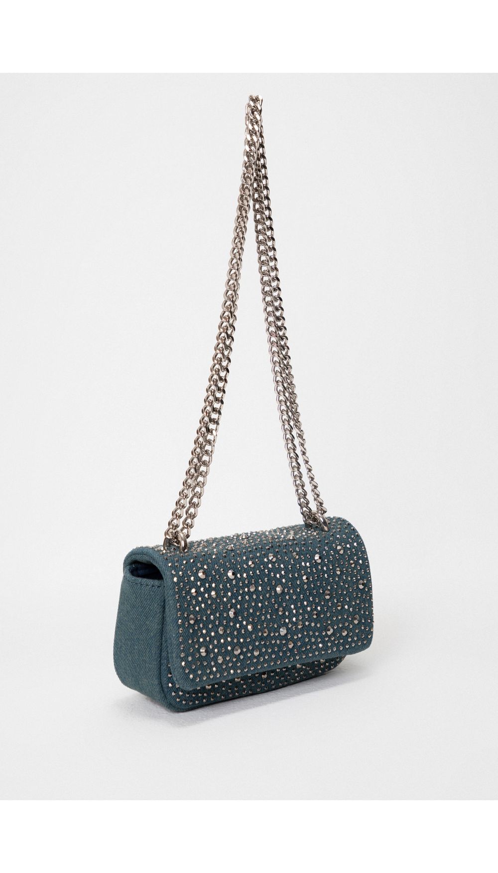 Bolso manos libres denim con hotfix