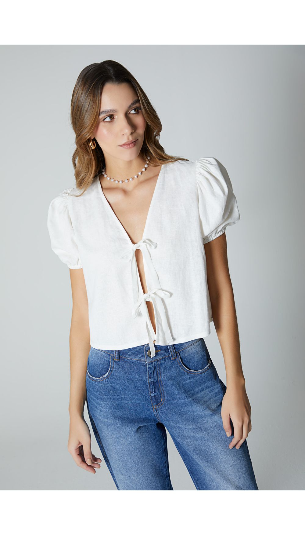 Blusa manga corta con anudado en frente