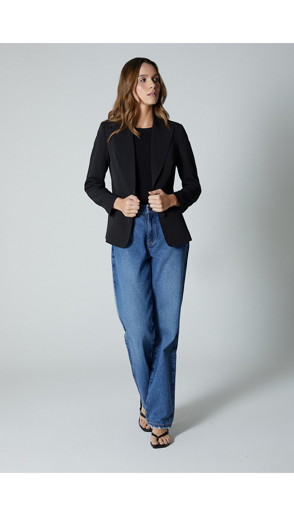 Blazer con costura decorativa manga larg