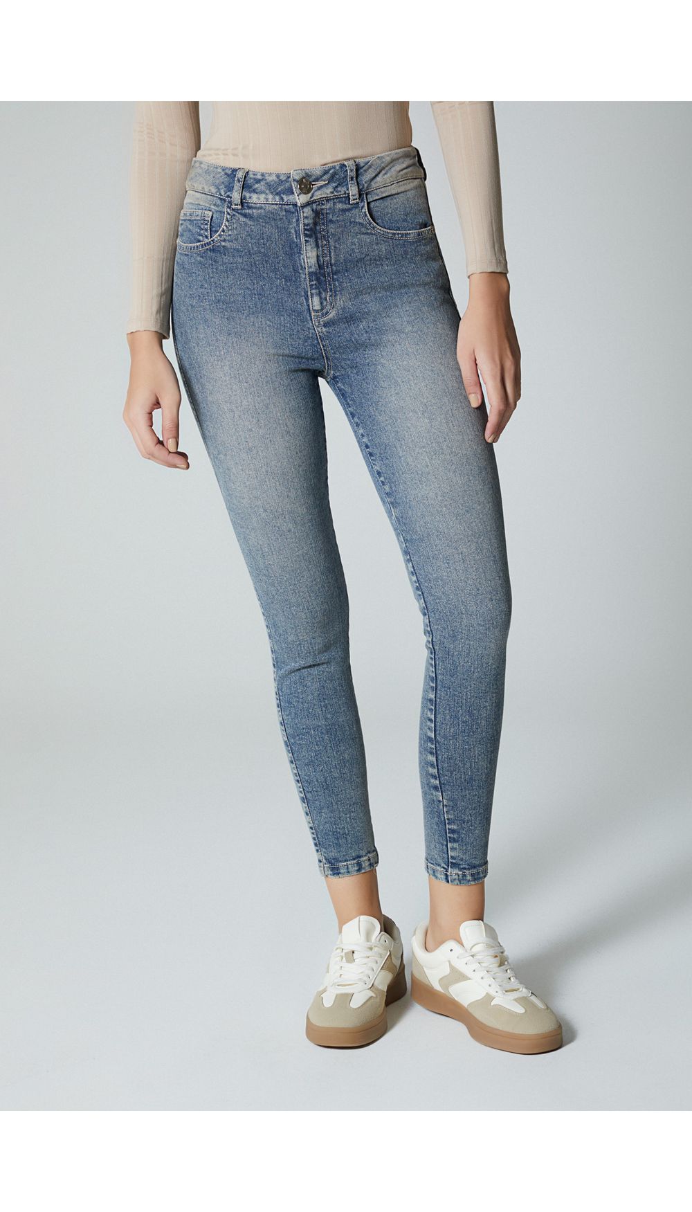 Jean para mujer tiro alto  skinny