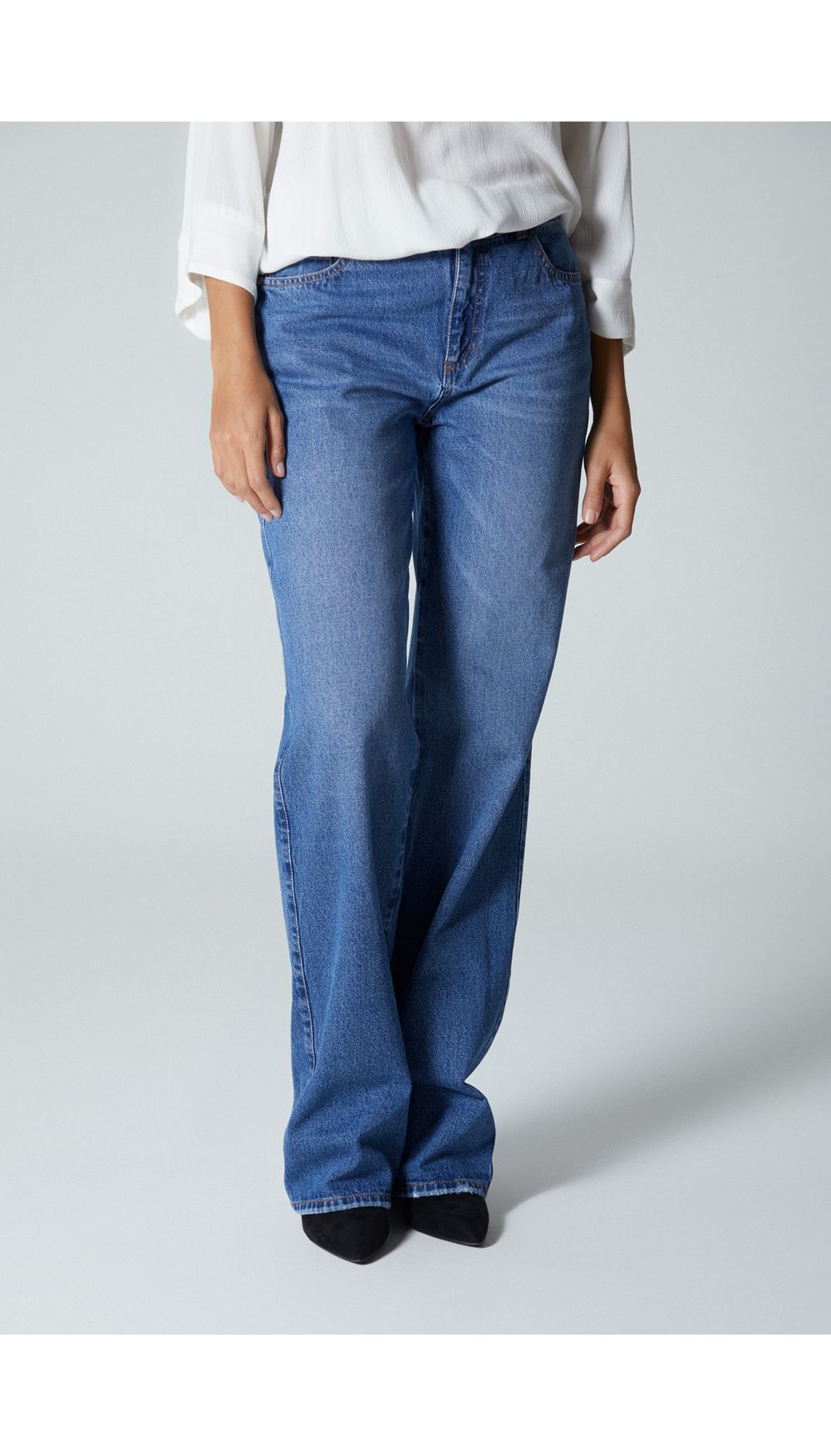 Jean para mujer  tiro medio  recto