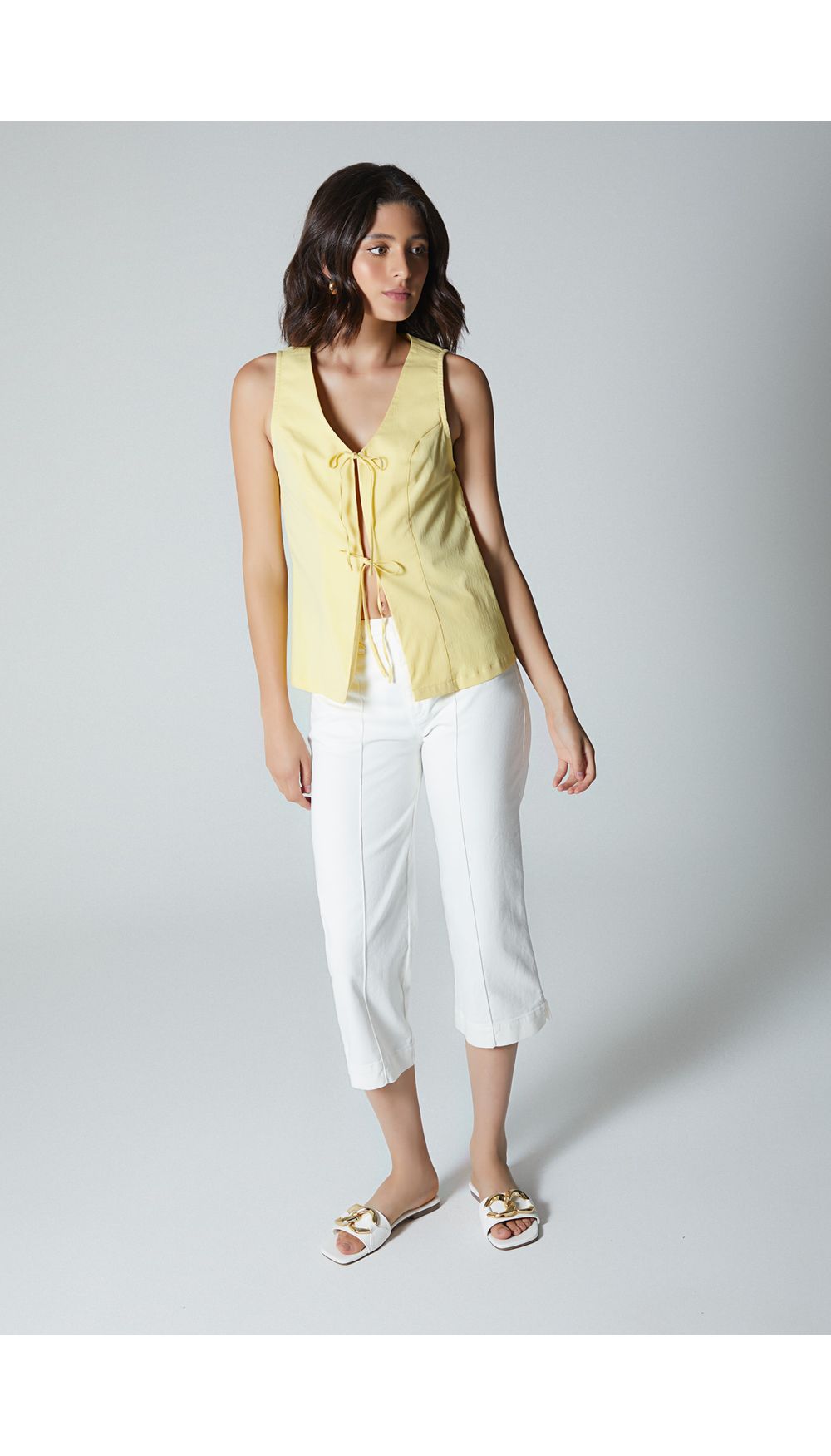 Jean para mujer  tiro medio capri