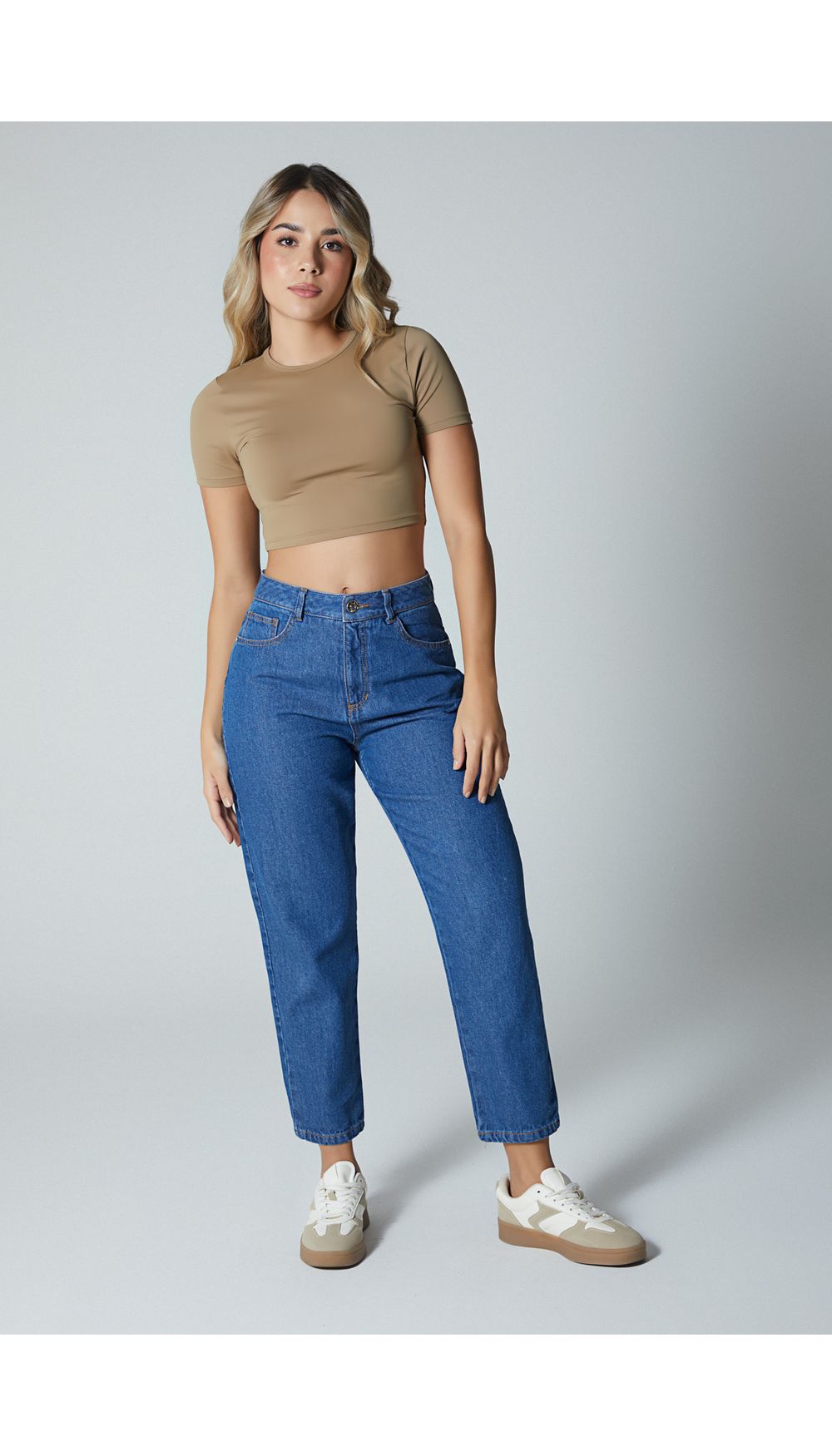 Blusa basica crop para mujer