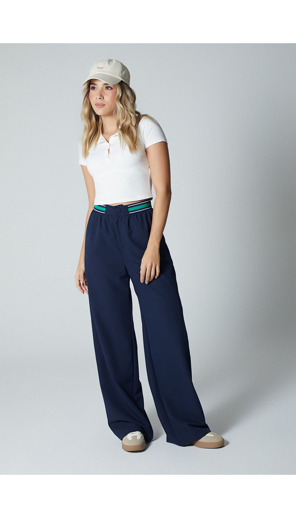 Pantalon bota recta tiro alto alto con e