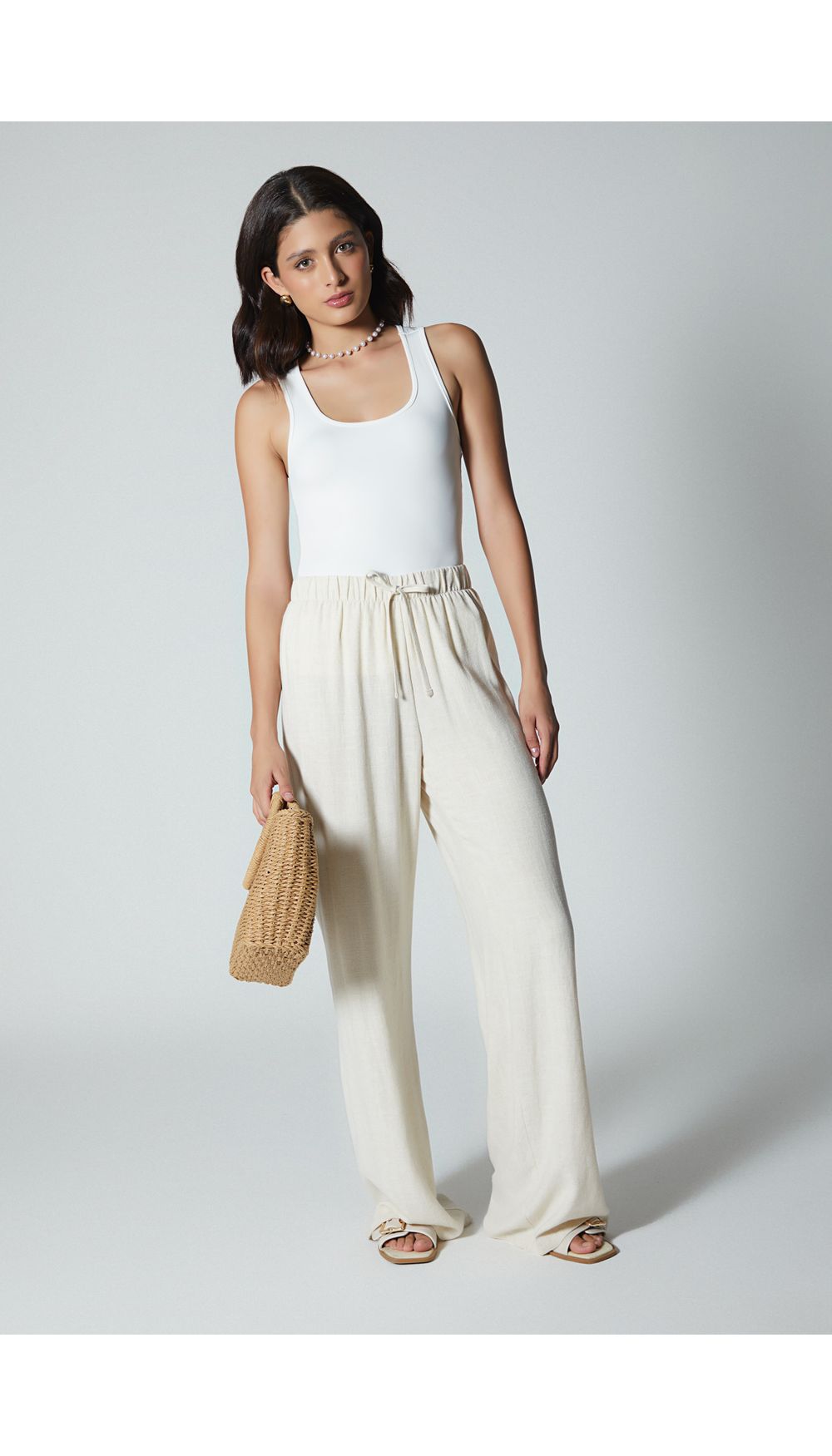 Pantalon tiro medio con pretina elastica