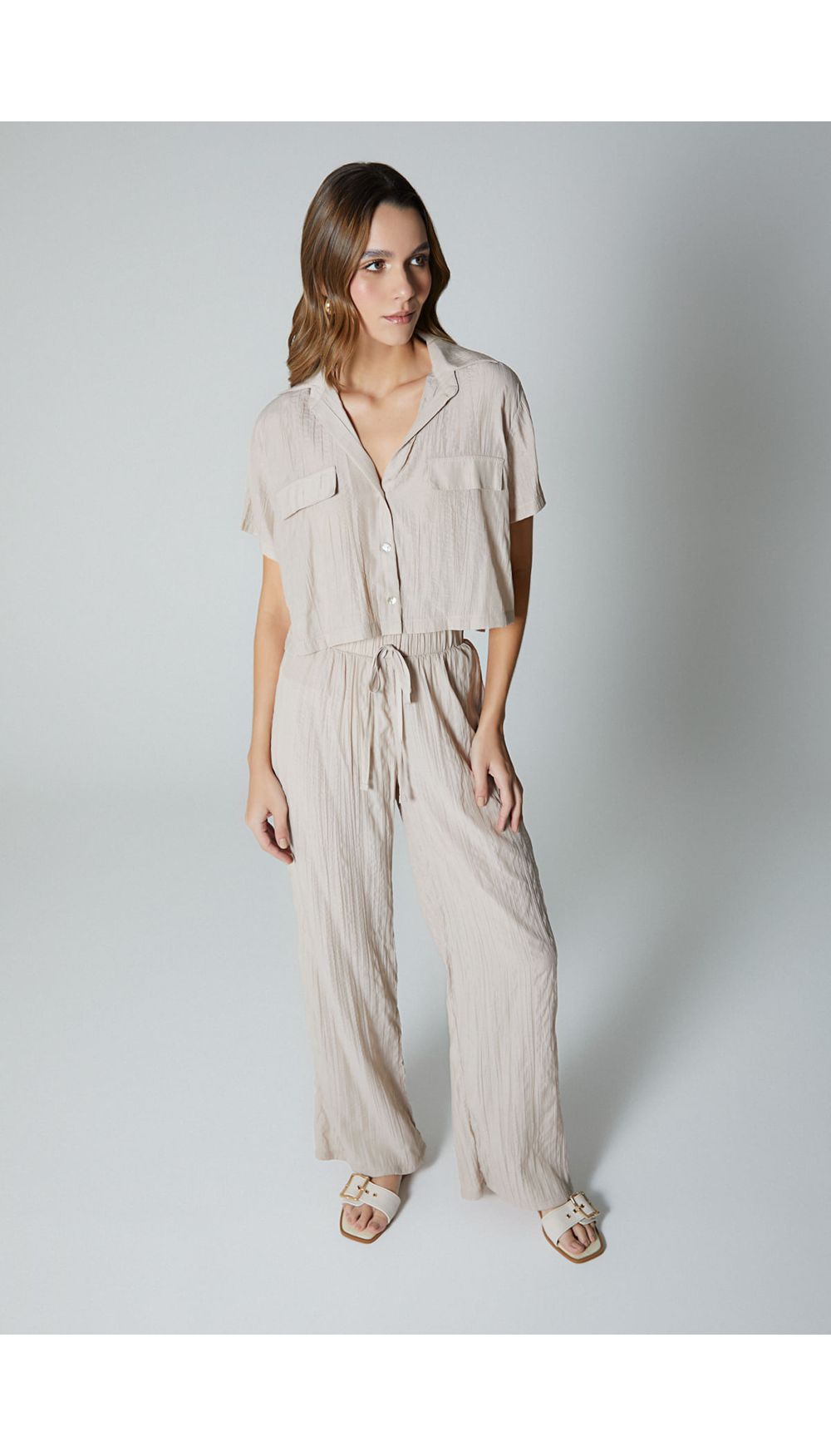 Pantalon tiro medio con pretina elastica