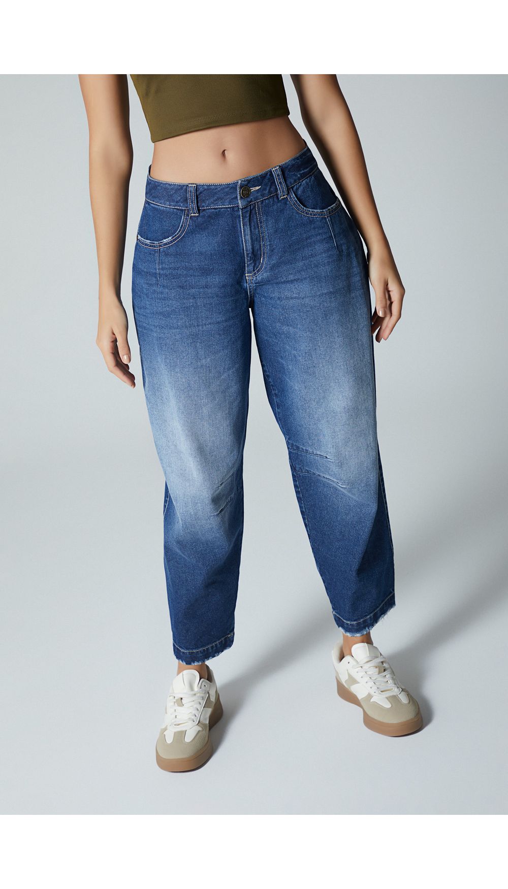 Jean  para mujer tiro medio tipo barril