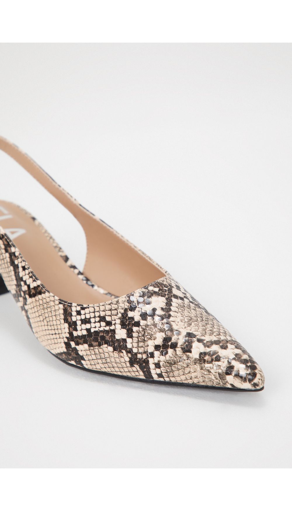 Stiletto animal piton destalonado