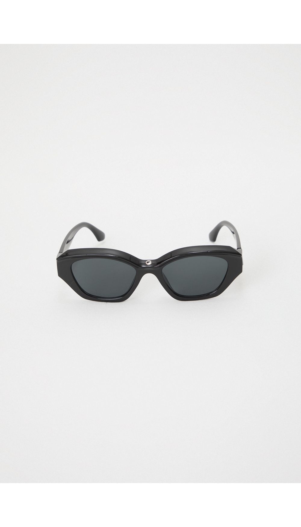 Gafas con marco angular