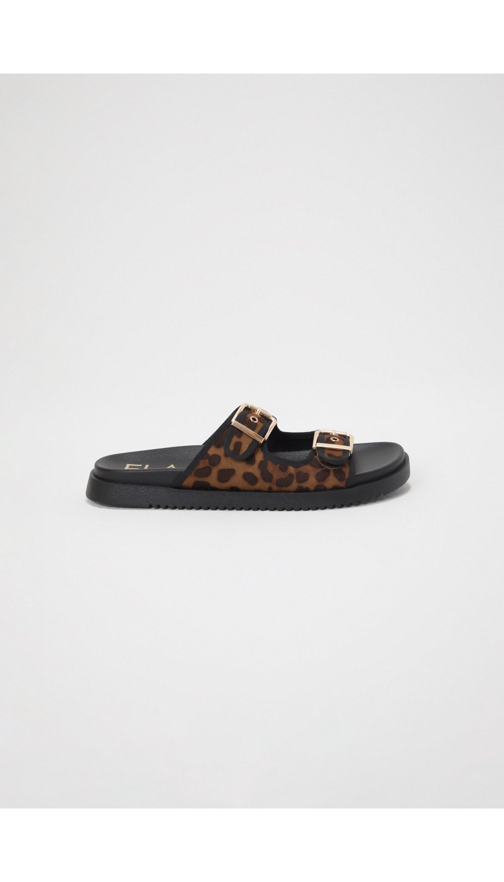 Sandalia plana animal con hebillas