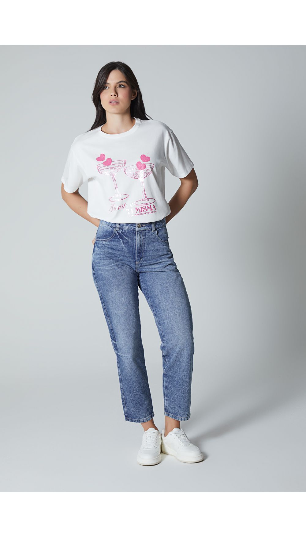Camiseta estampada para mujer con aplique