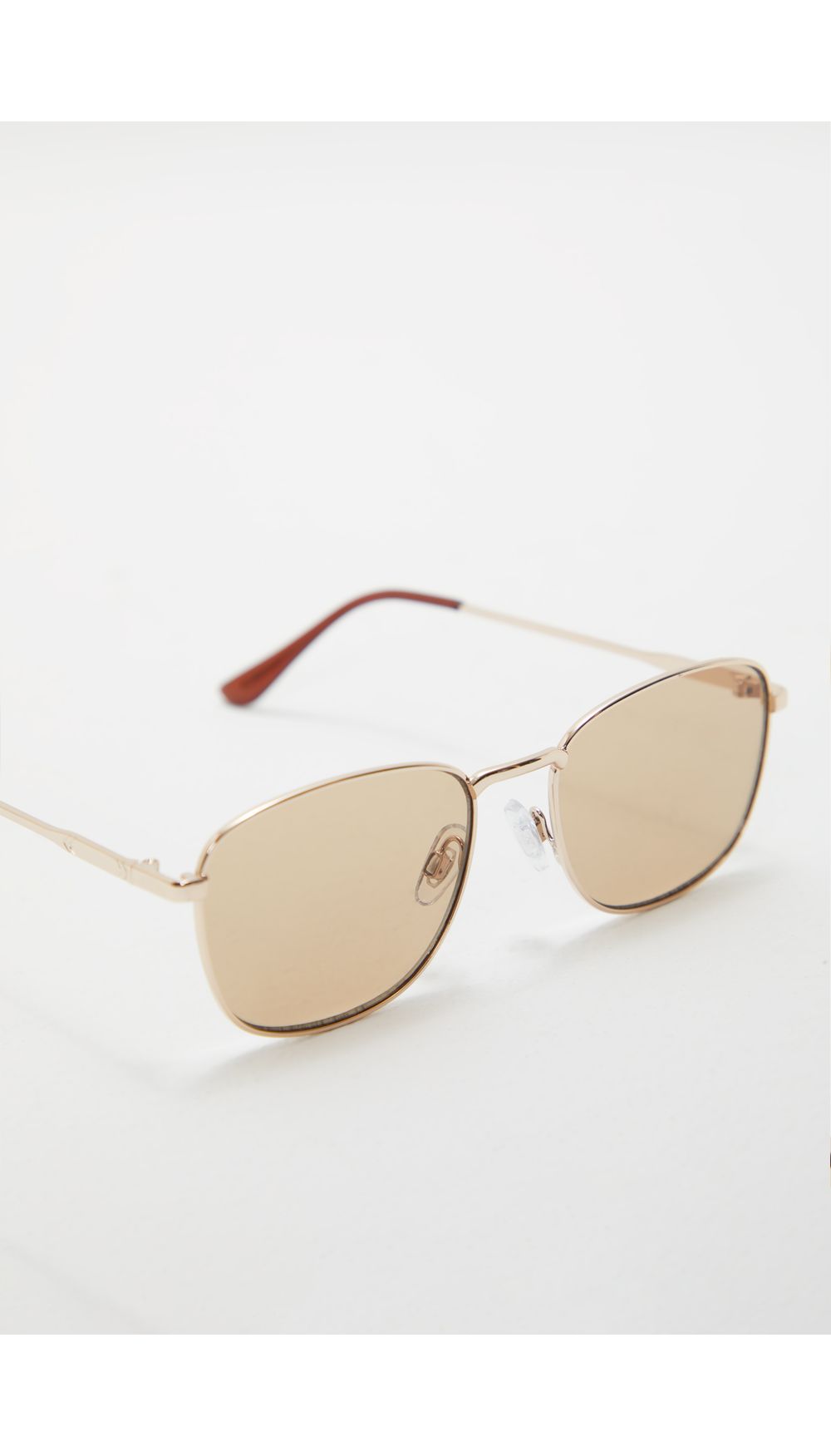 Gafas marco rectangular con lente claro