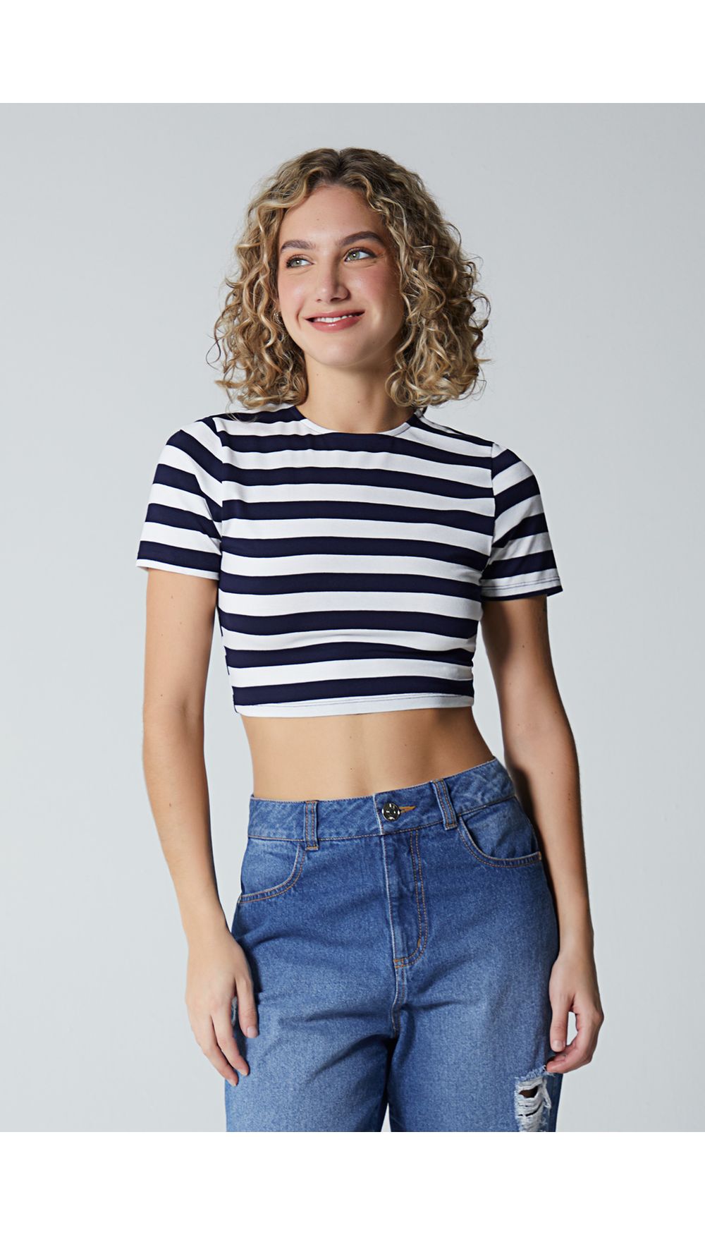 Blusa basica crop para mujer