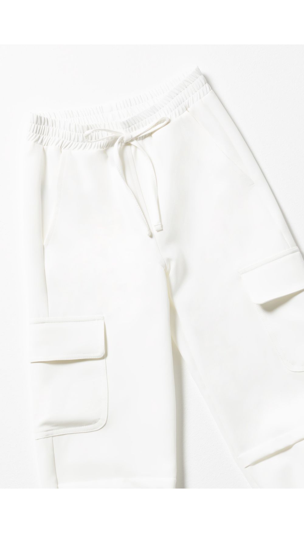 Pantalon jogger para niña con bolsillos