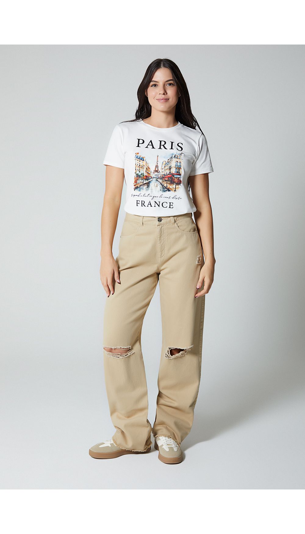 Camiseta estampada con apliques para muj