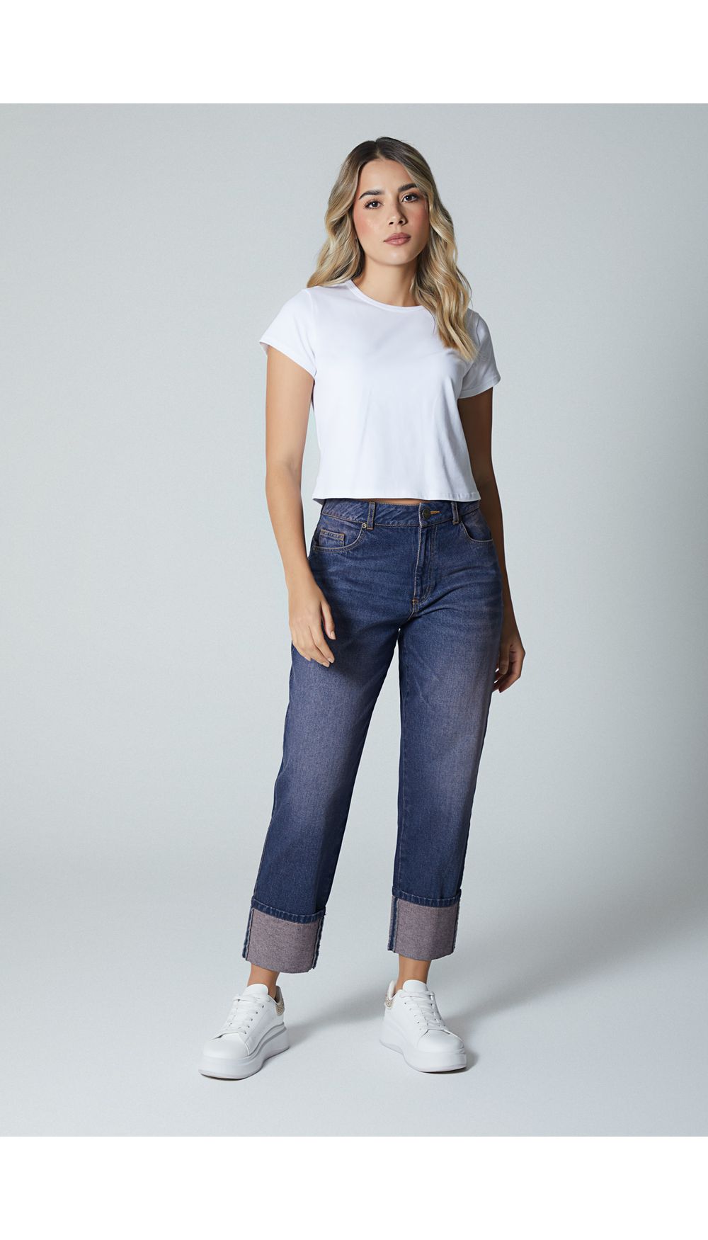 Jean  para mujer  tiro  medio mom fit