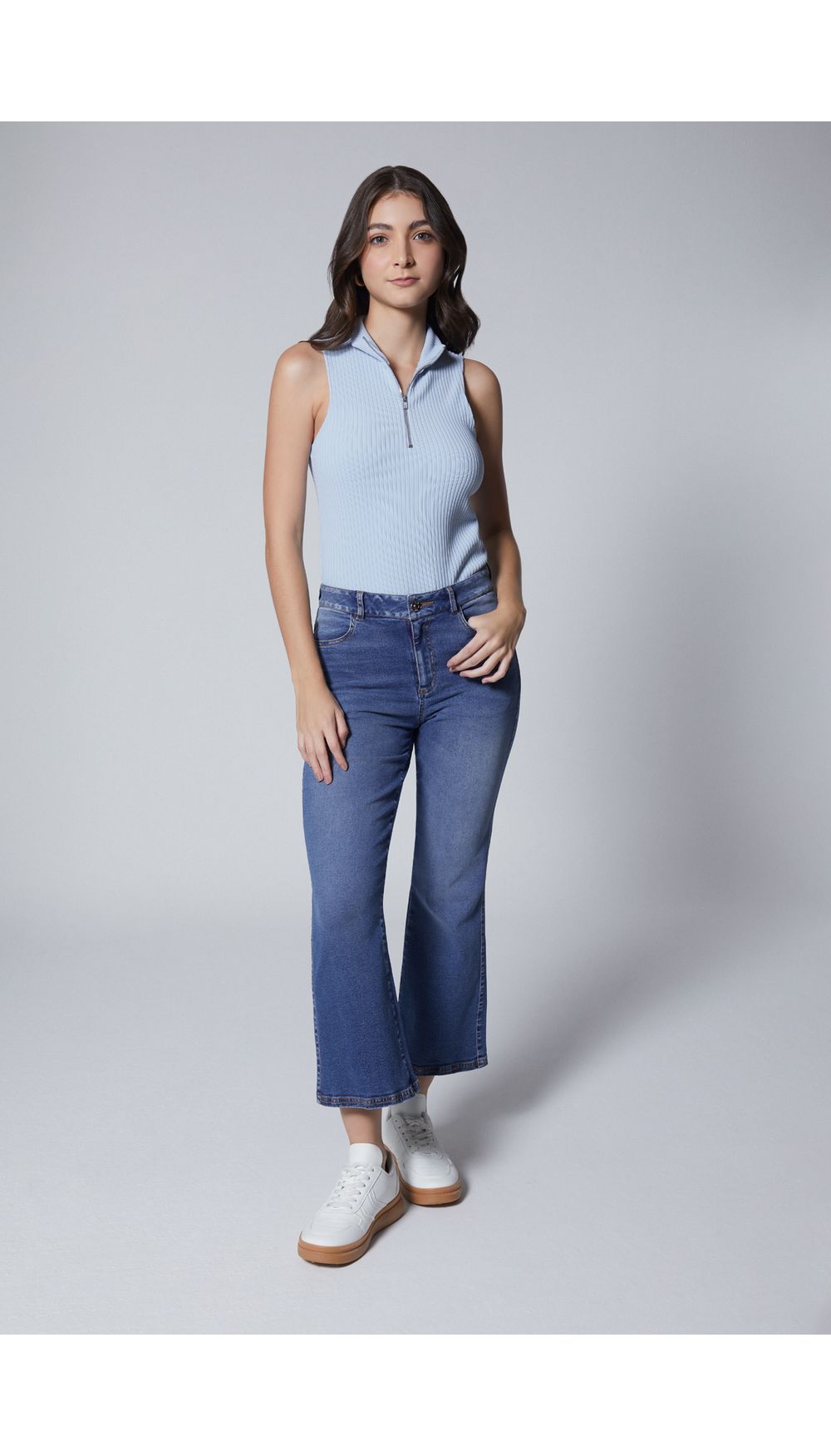 Jean  para mujer  tiro alto  flare crop