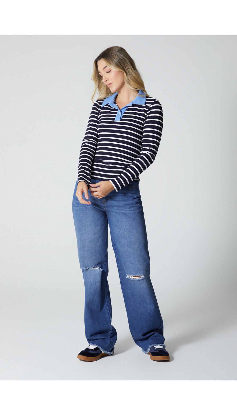 Blusa manga larga cuello tipo polo para mujer