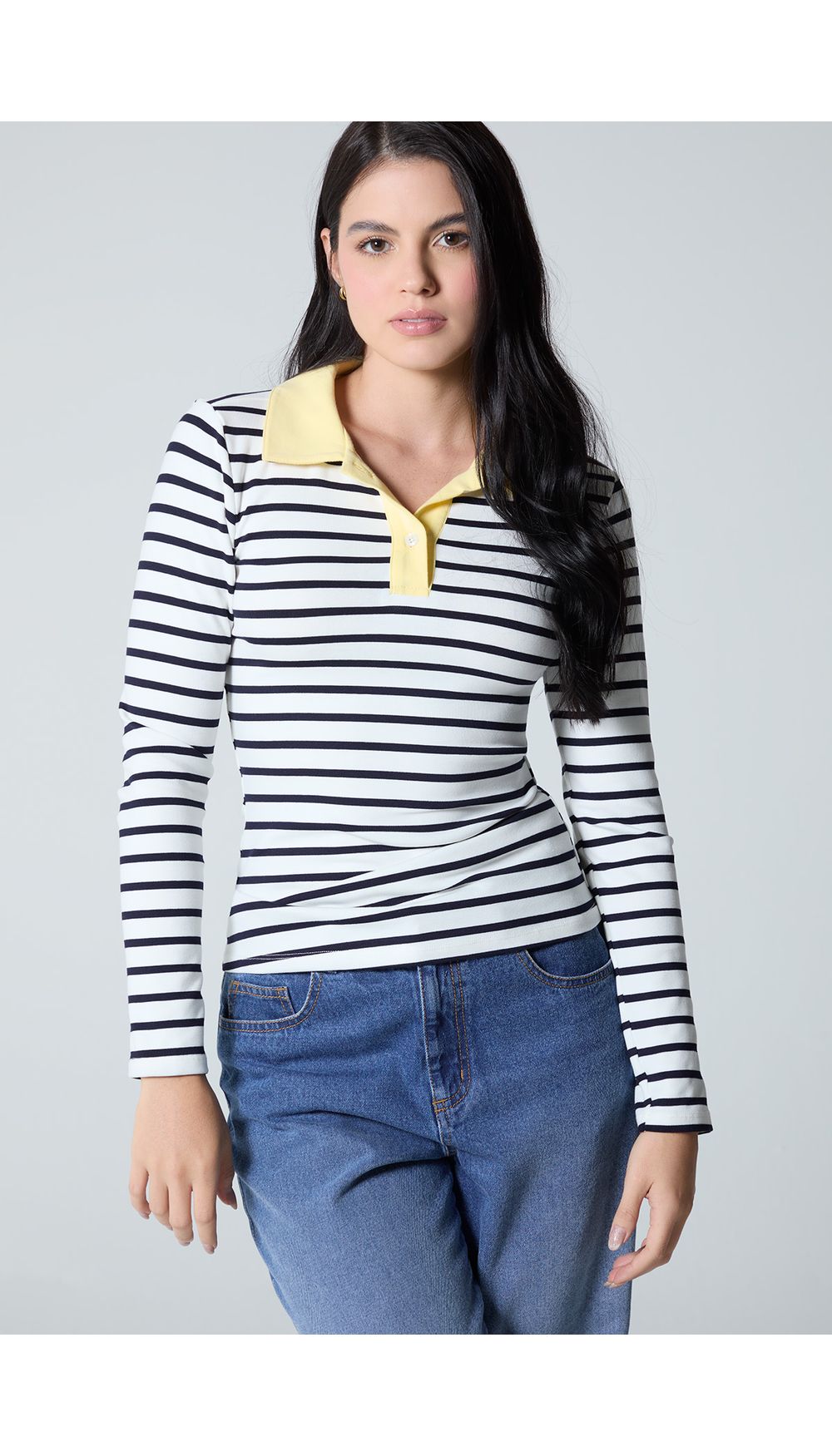Blusa manga larga cuello tipo polo para mujer