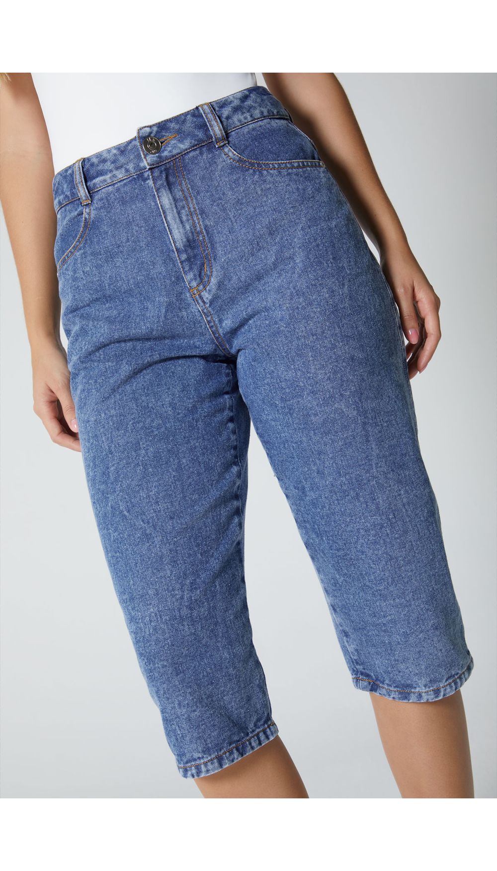 Jean para mujer  tiro alto mom fit  cropped