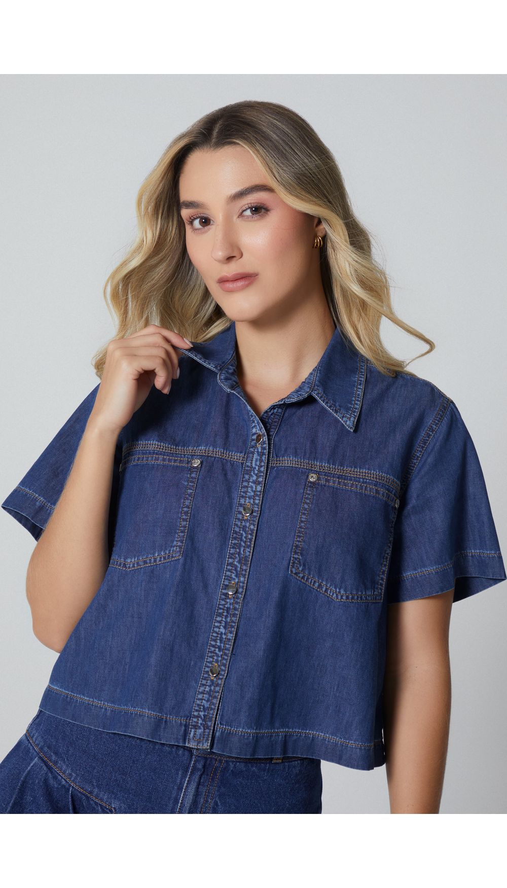 Camisa para mujer  manga corta con bolsillos