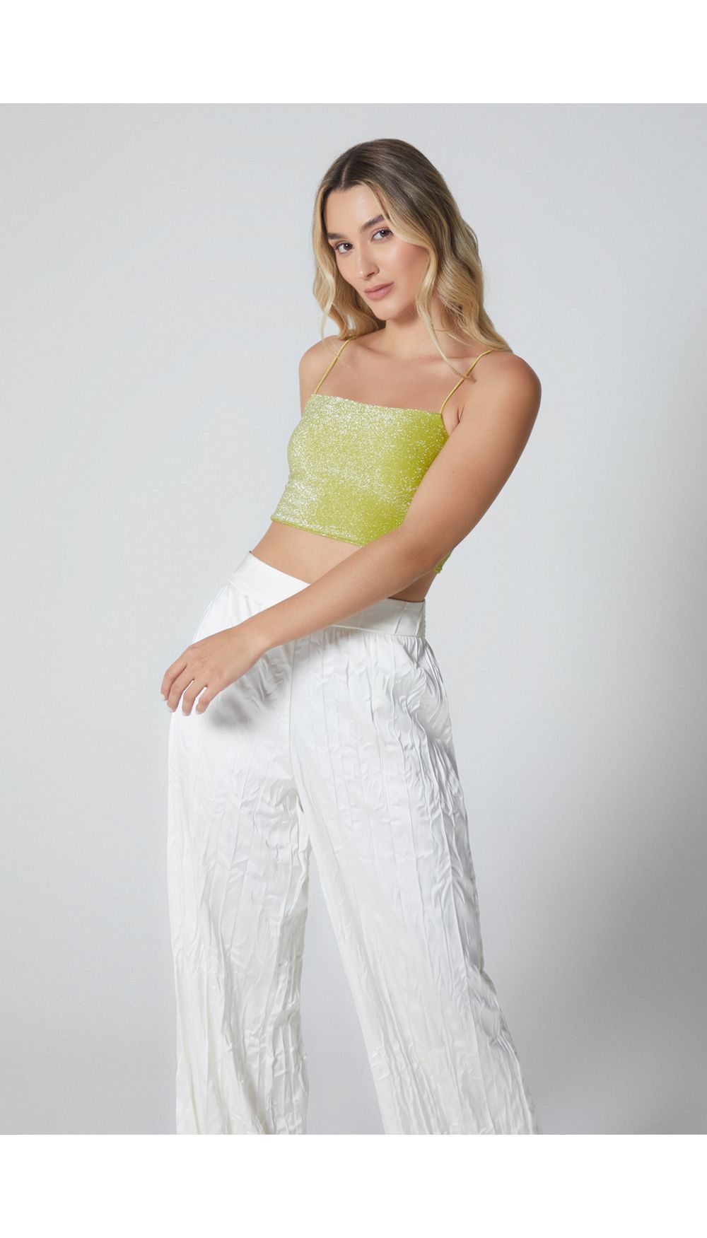 Blusa crop con tira pitillo para mujer