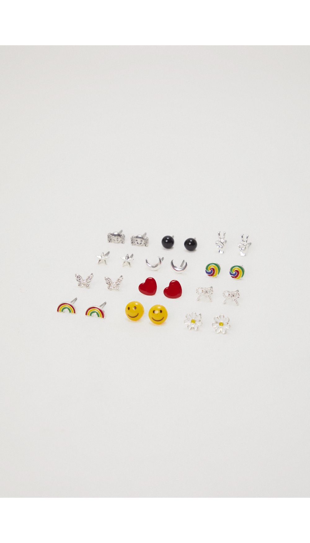 Set de aretes diferentes figuras