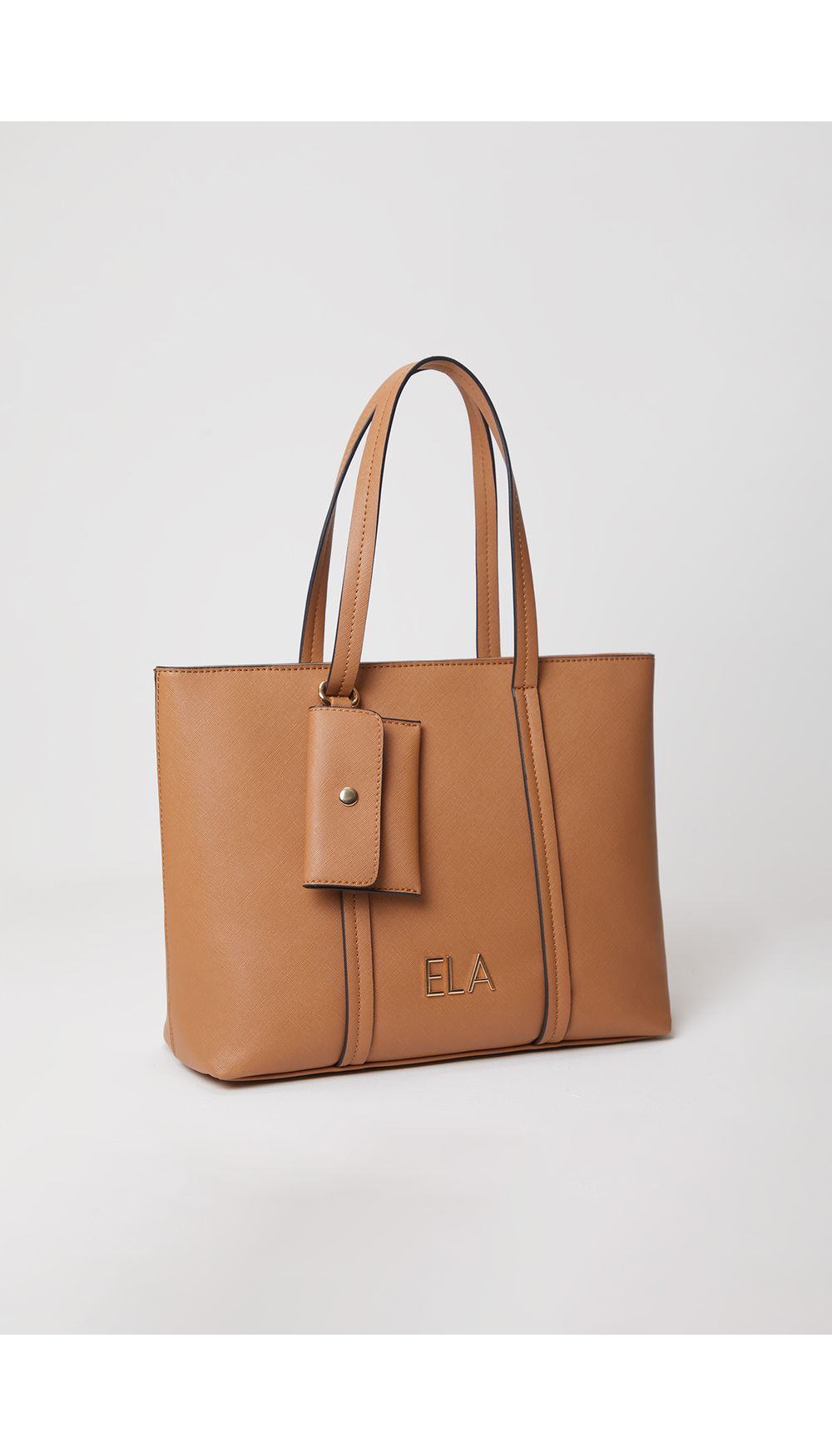 Bolso de hombro con pocket y logo en frontal