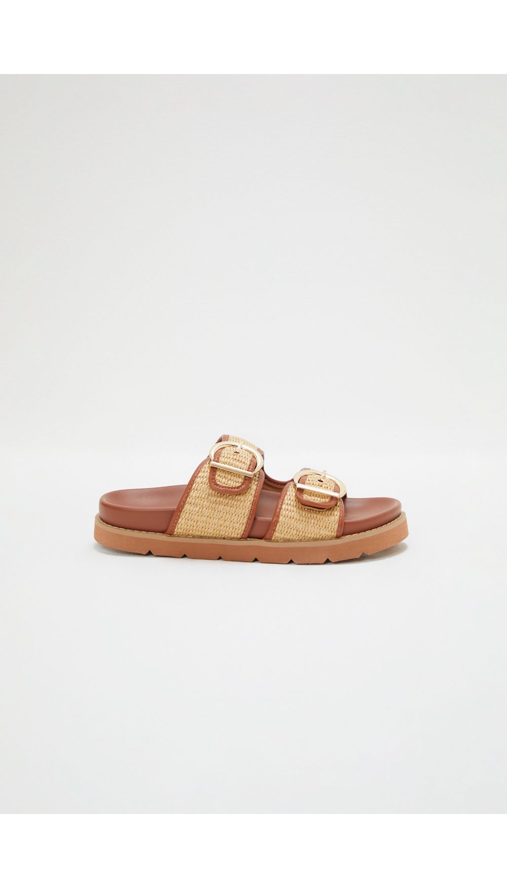 Sandalia plana chunky con hebillas en capellada