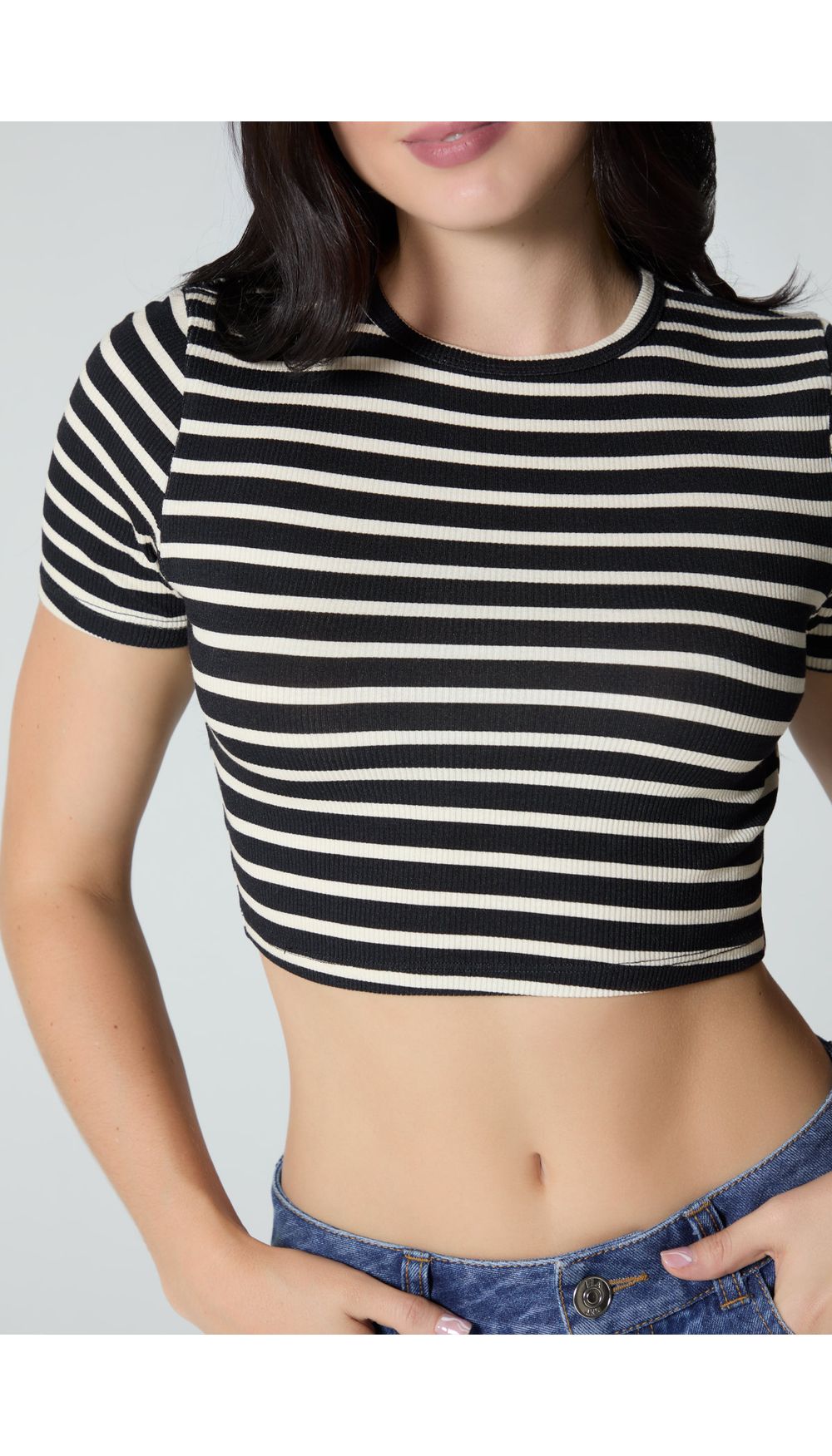 Blusa basica crop para mujer
