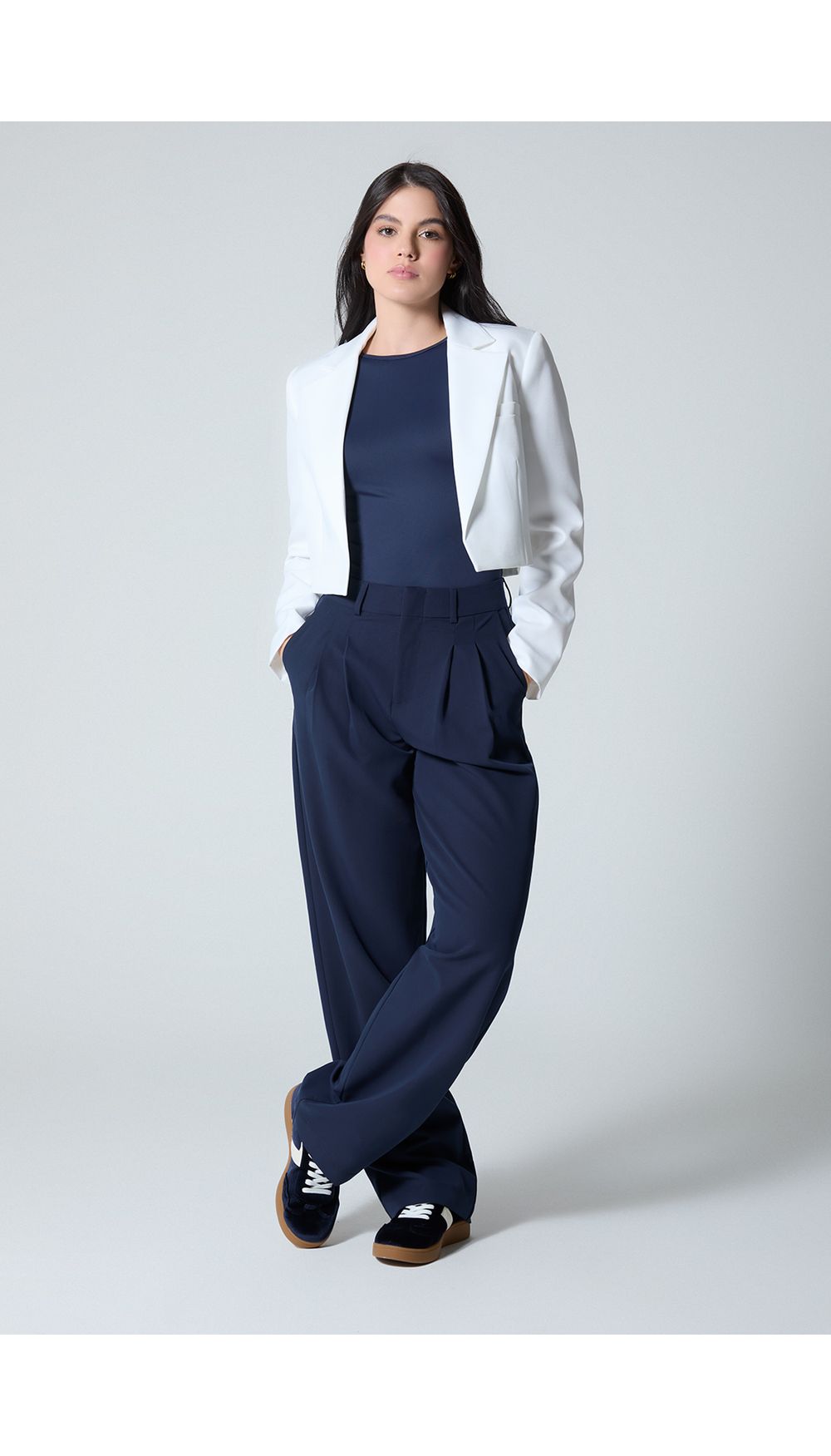Blazer manga larga crop para mujer