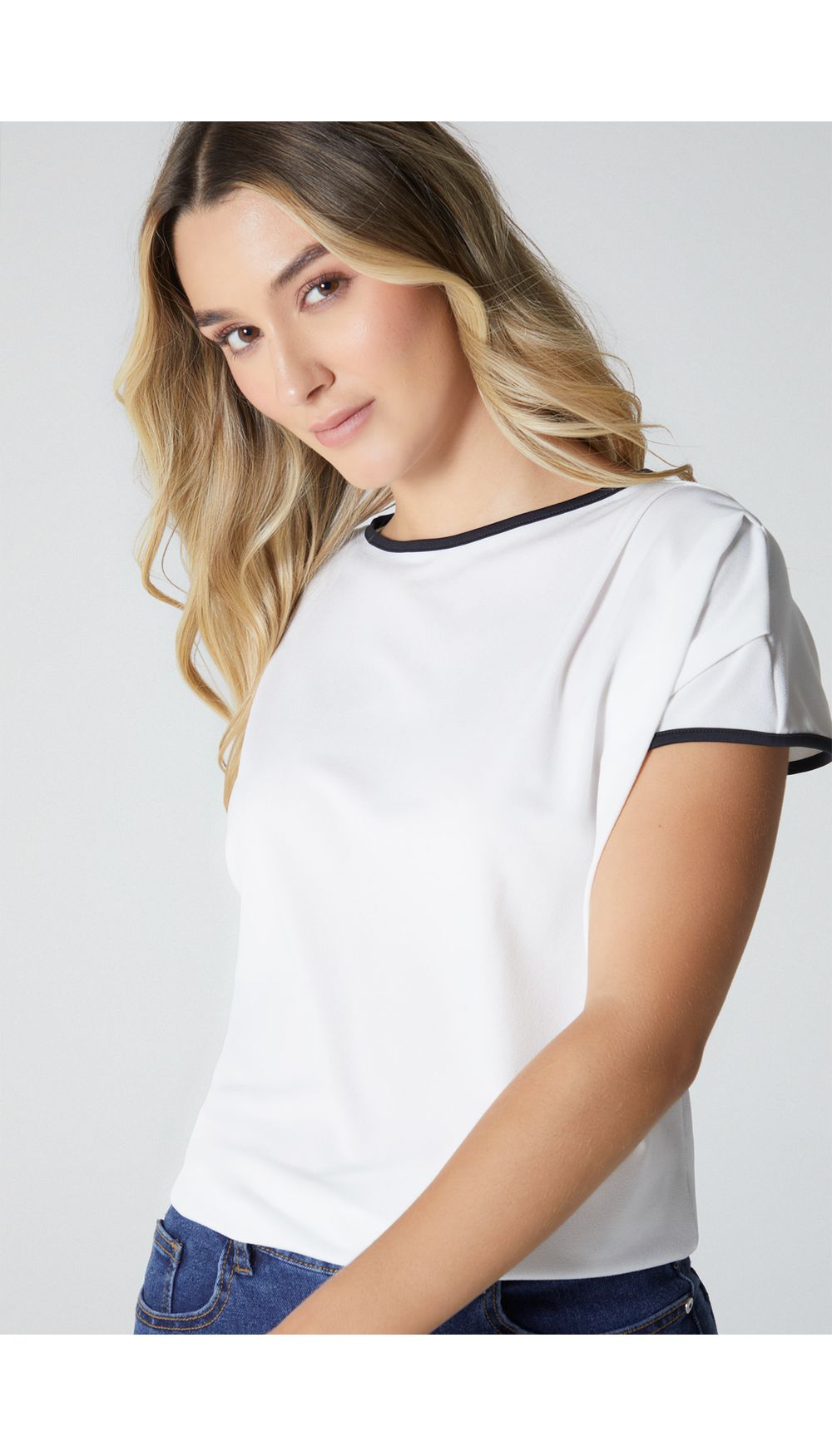 Camiseta para mujer manga integrada