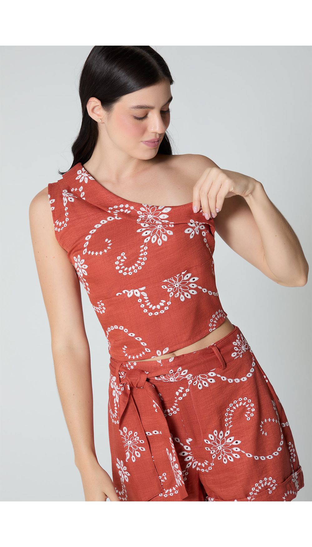 Blusa de un hombro para mujer