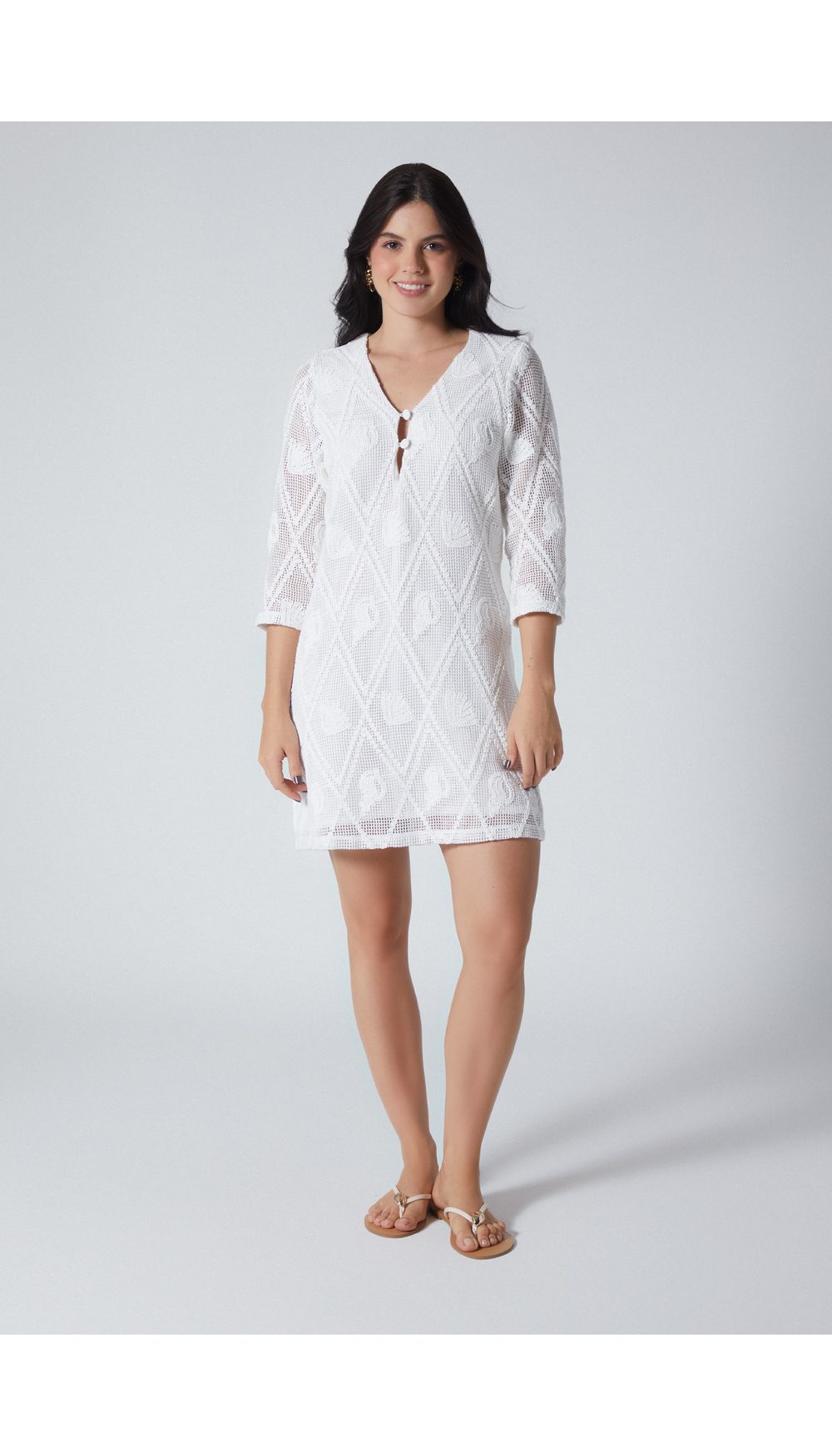 Vestido corto manga tres cuartos