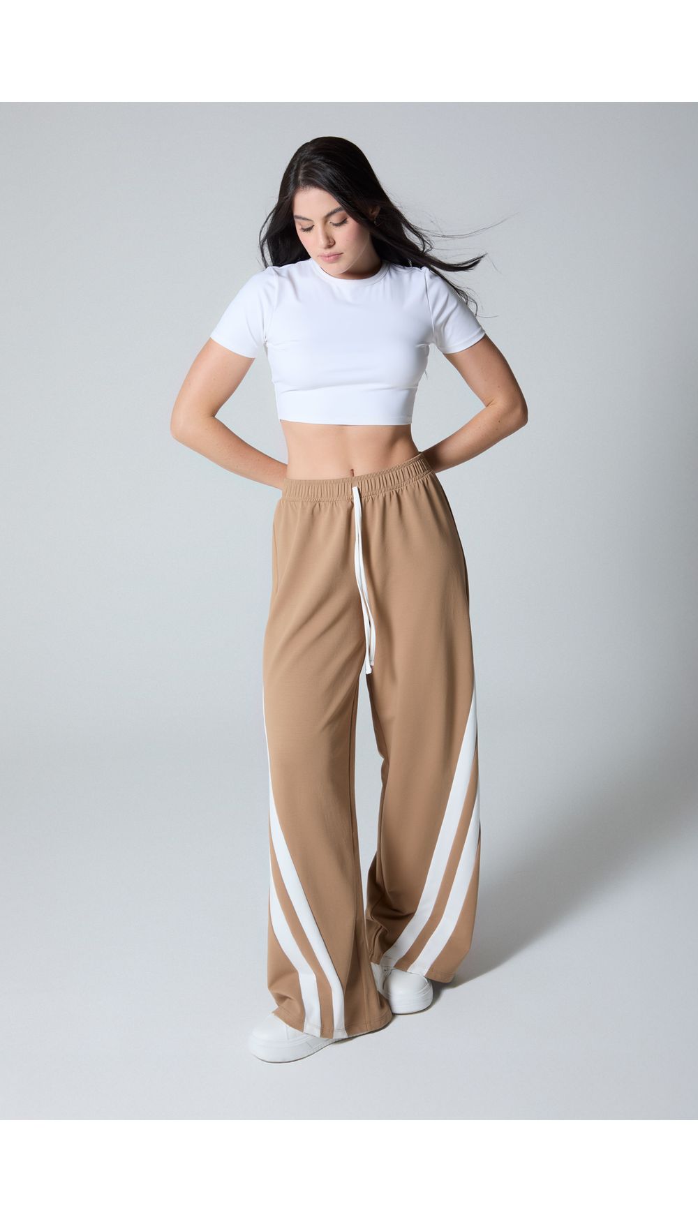 Pantalon para mujer tiro medio palazo