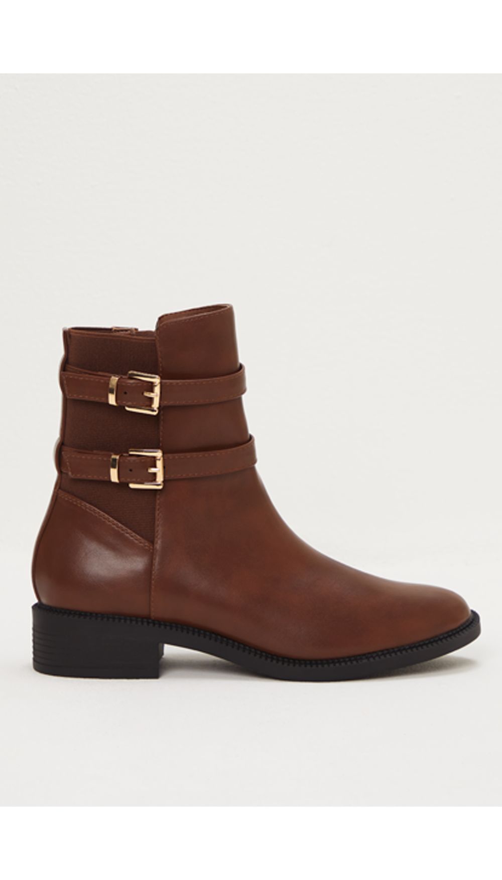 Botin con laterales elasticos y hebillas