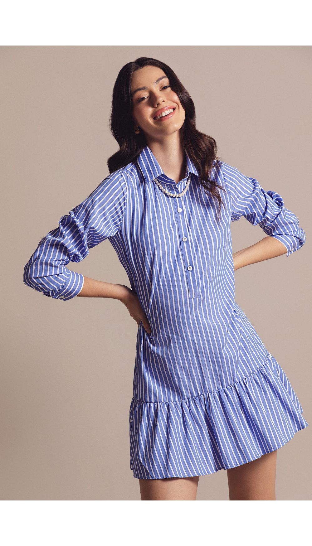 Vestido corto con manga larga para mujer