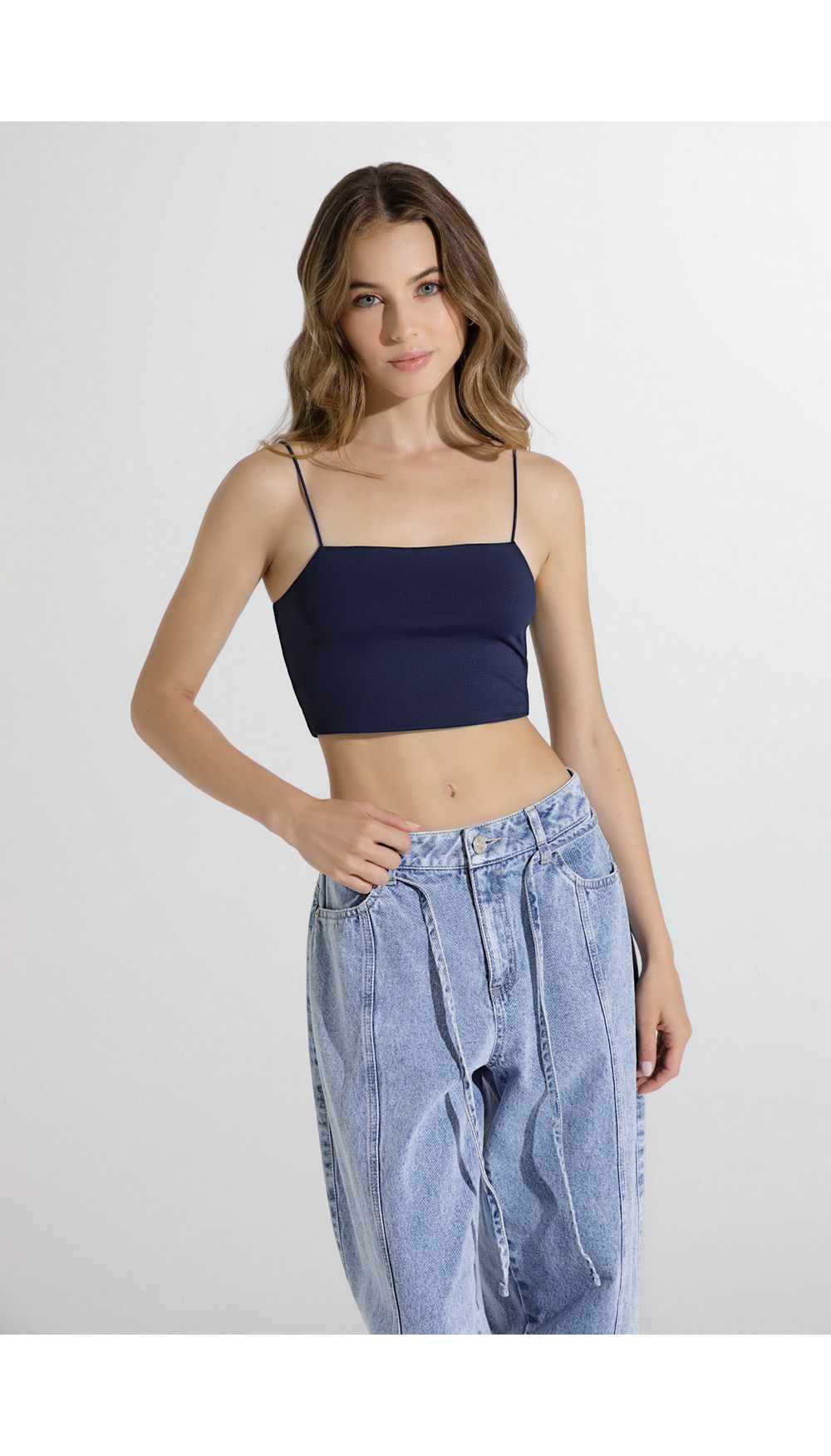 Blusa crop con tira pitillo para mujer