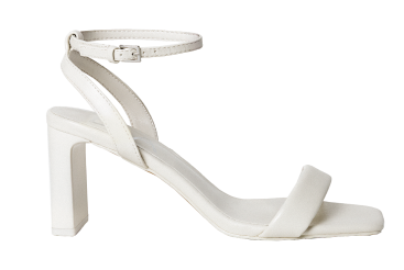 Sandalias de tacon bajo elegante en color blanco