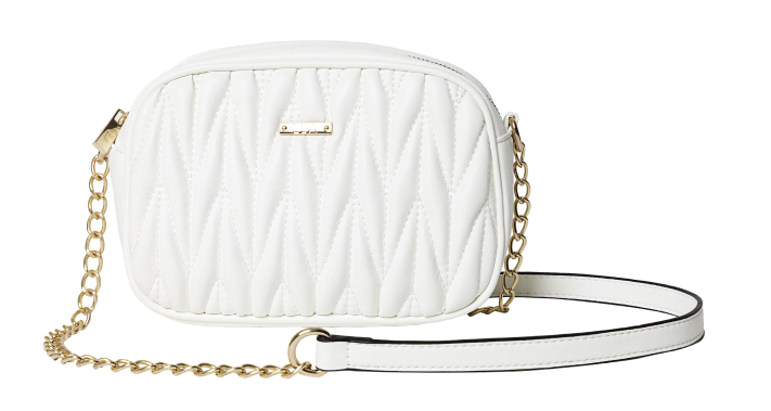 Foto de bolso blanco con agarre en combinación de materiales con cadena dorada